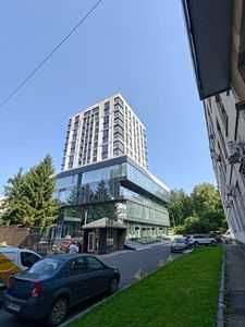 Приміщення 129 м² на вул. Кавказька, 32В