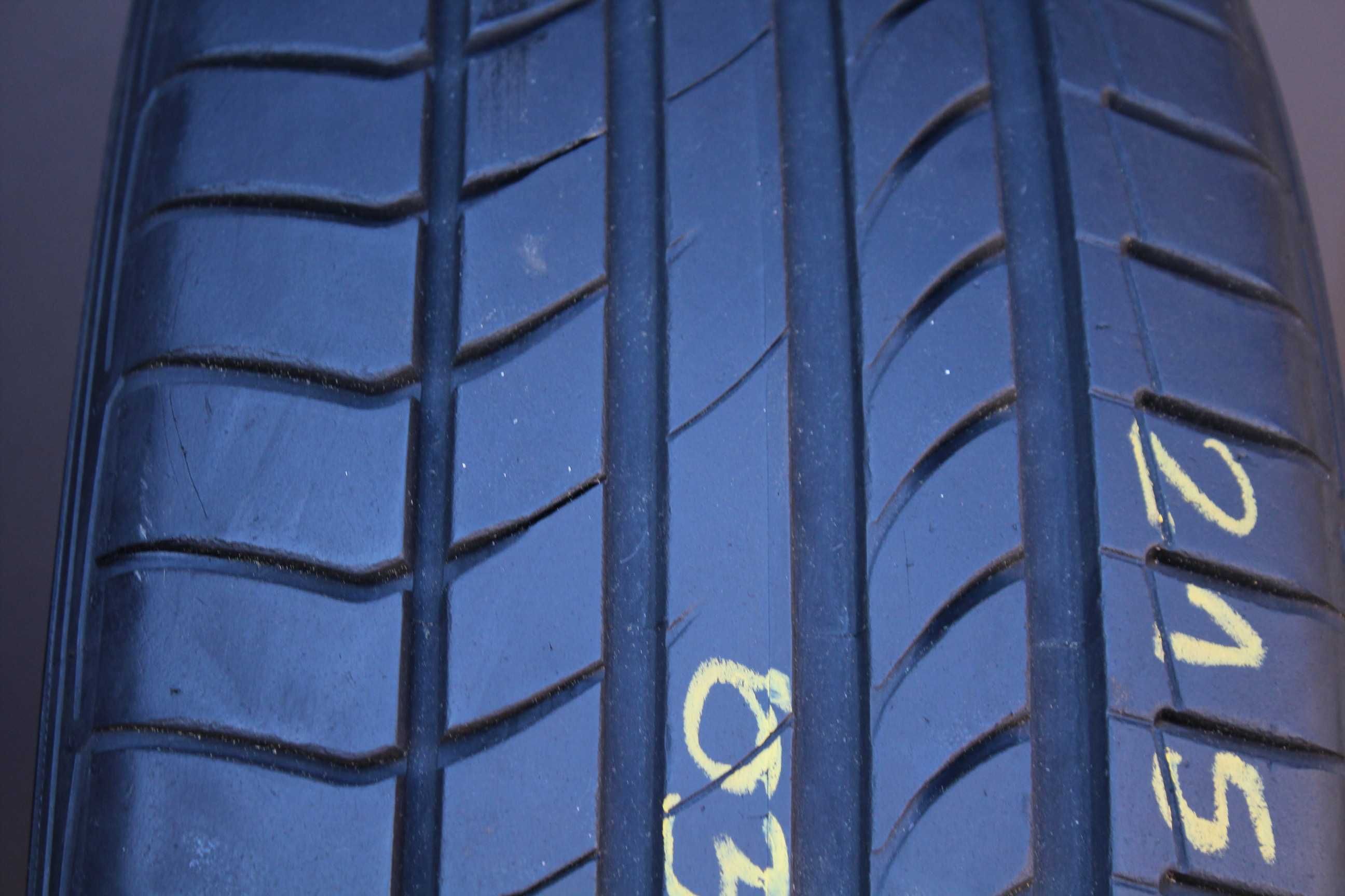 215 55 R16 Dunlop Sport Maxx TT