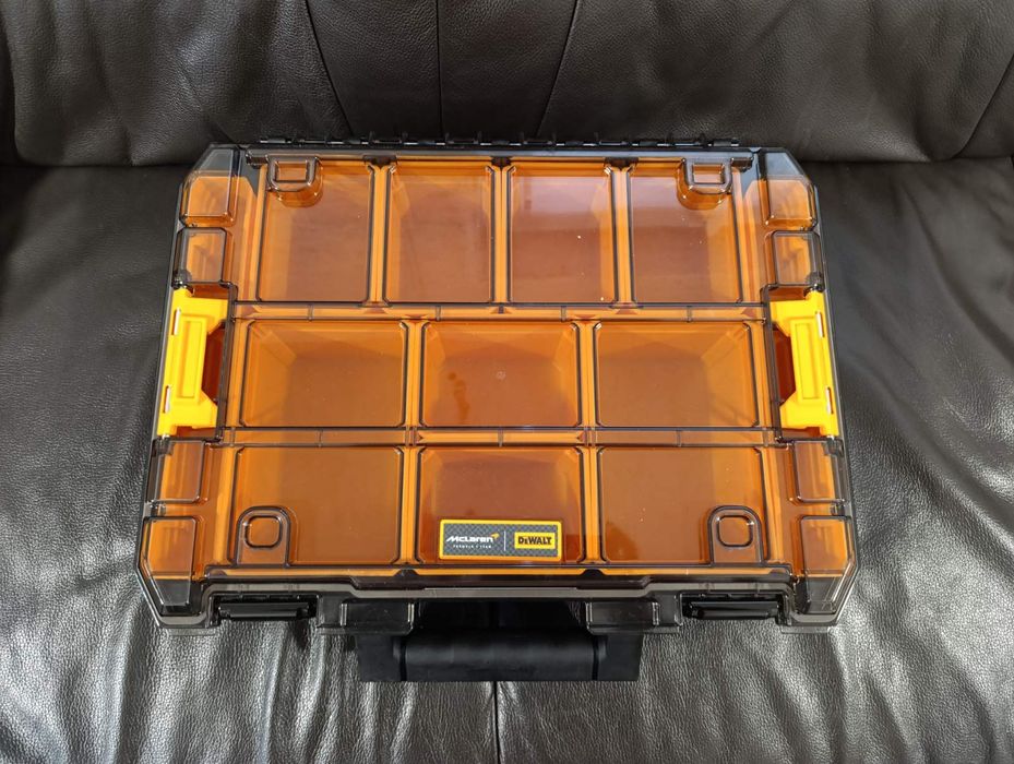 Ящик для инструмента DEWALT TSTAK McLaren (DWST82968-1M)