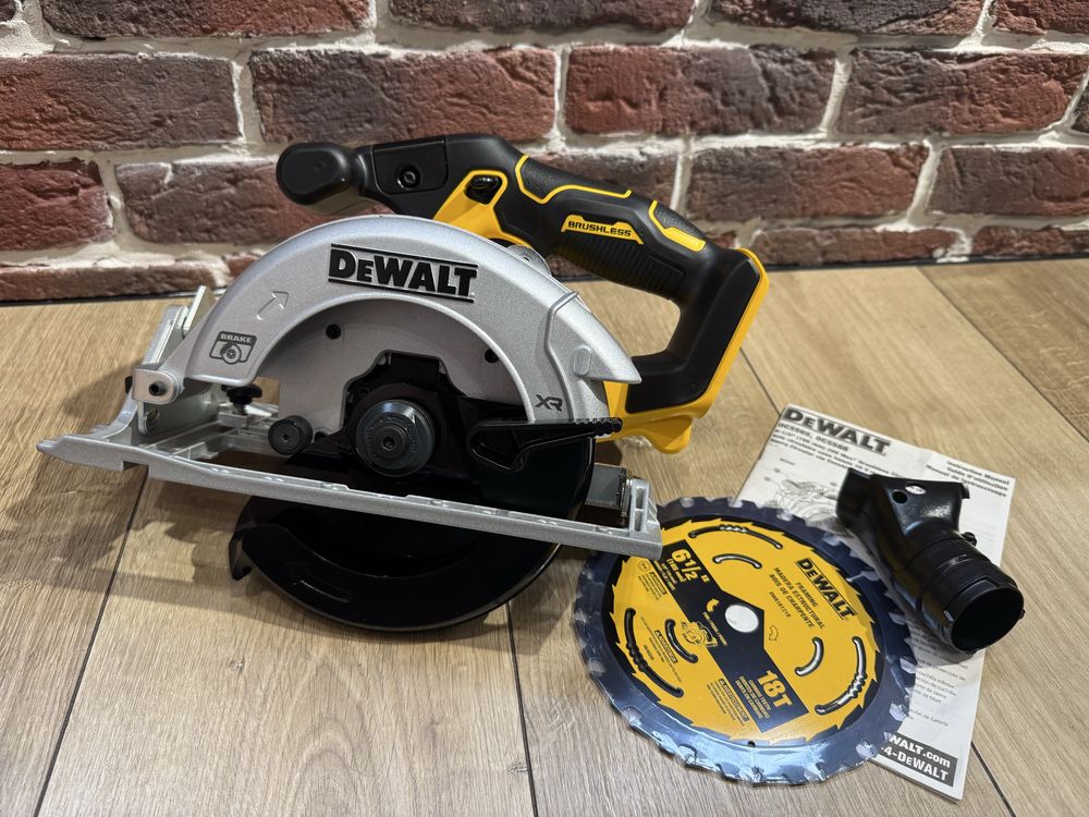 Аккумуляторная дисковая пила(паркетка) DeWalt DCS565