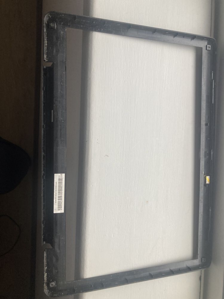 Frame/Aro Toshiba 15,4 ‘’
