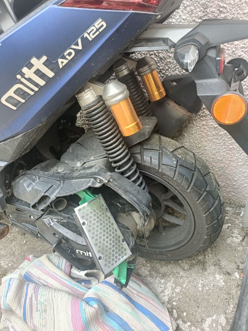 Mit 125 adv para peças acidentada