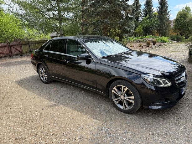 Mercedes E220 Bluetec 4matic salon Polska
