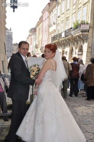 Весільне плаття, болеро, кільця