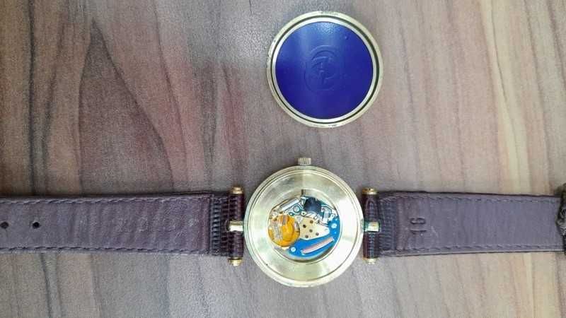 Elegancki klasyczny zegarek Gucci vintage O 3 cm