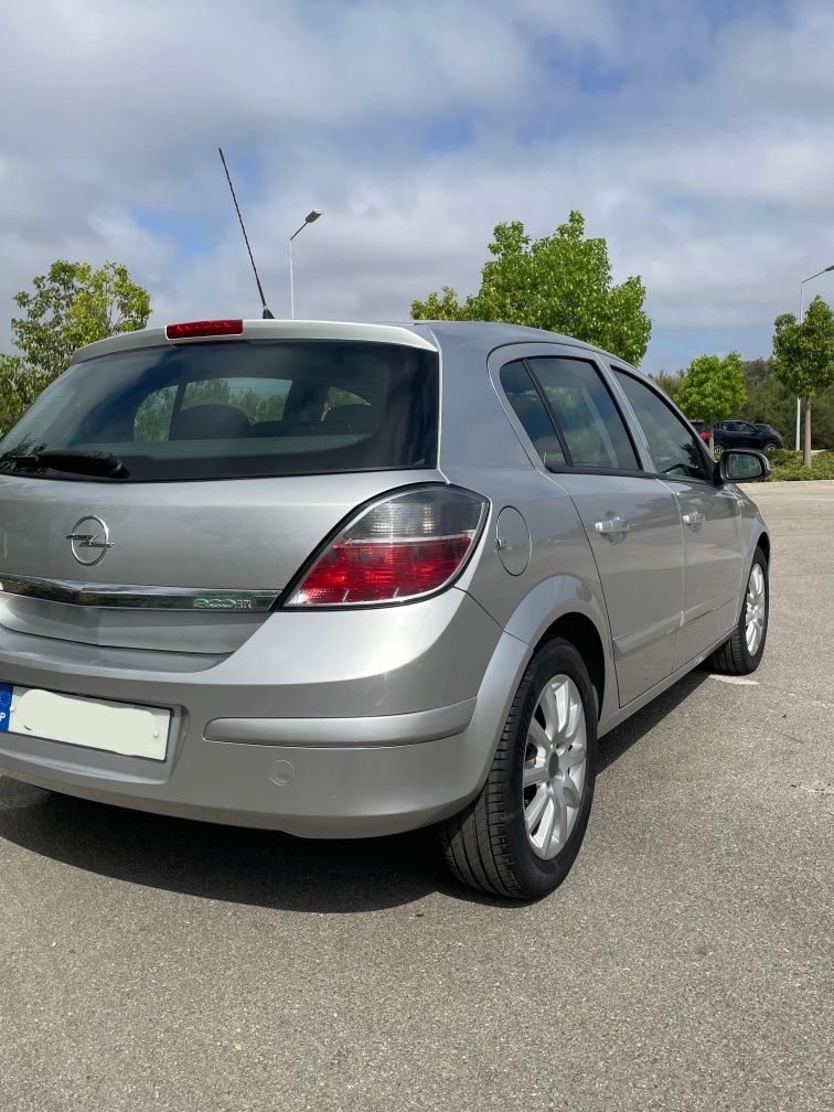Opel Astra H 1.3 CDTI | Diesel | 186.000 km | Muito estimado