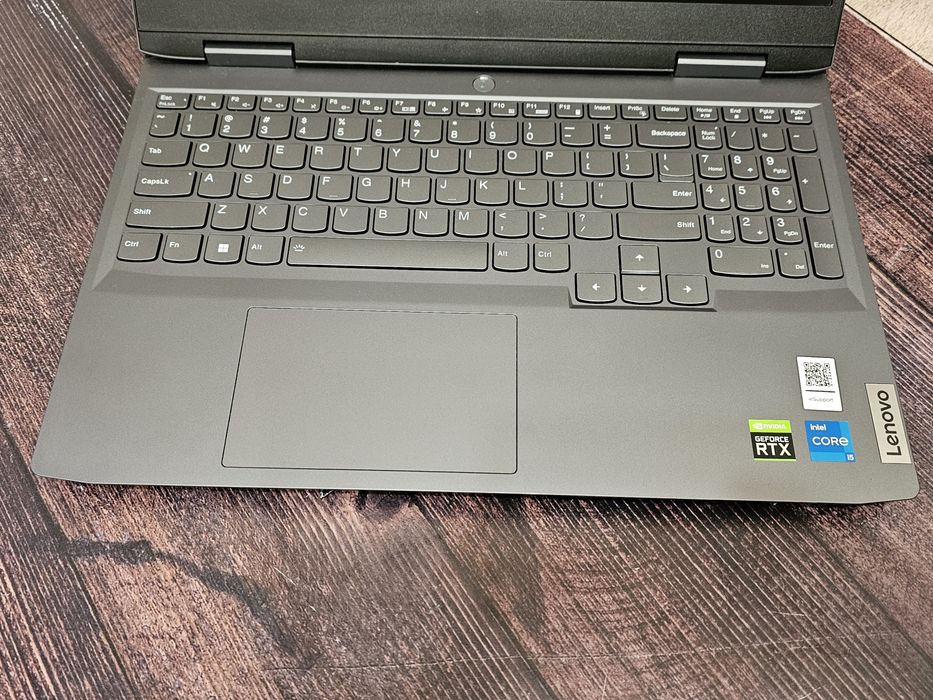 Lenovo LOQ 15IRH8 (Core i5-13420H/16Gb/RTX 4050/SSD 512Gb/IPS 144Hz)