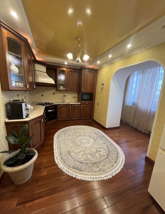 Продаж квартири 3 кім. вул. Мічуріна ( 90 кв.метрів)