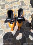 Patins de três rodas