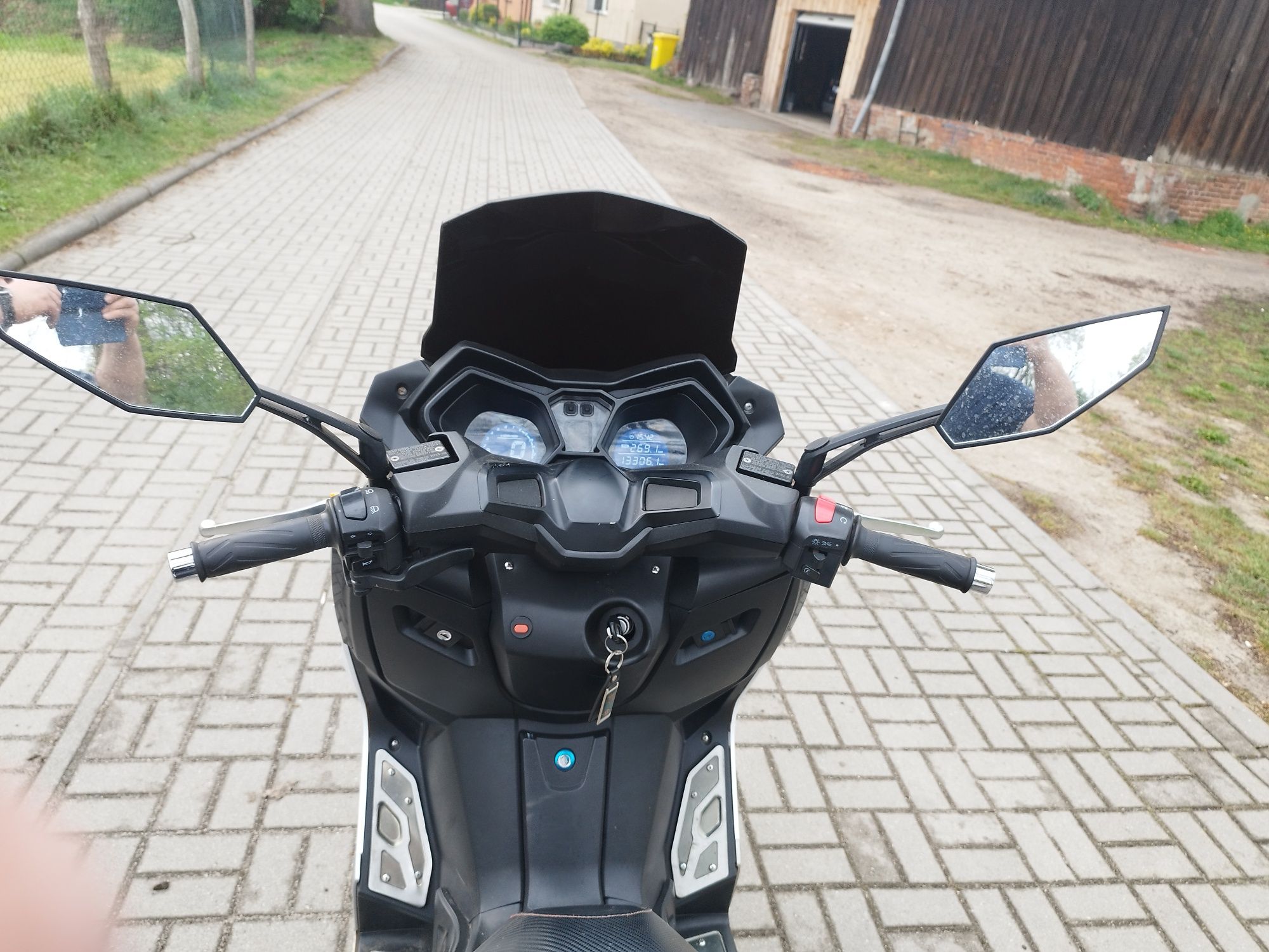 Skuter Barton B-Max poj 125