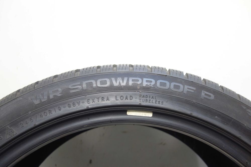 Opony zimowe 245/40/19 - NOKIAN Wr Snowproof P XL
