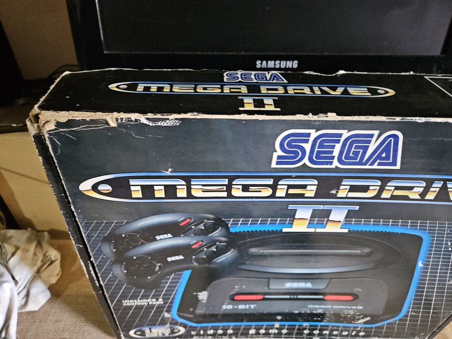 Caixa para consola megadrive