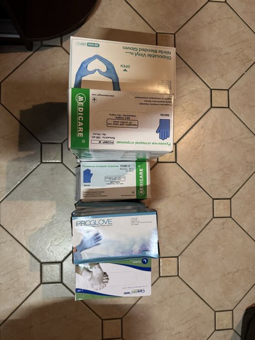 Рукавички медичні