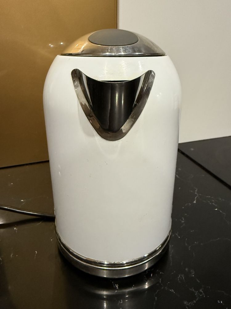 Чайник электричний Kenwood, об - 1,6 л метал