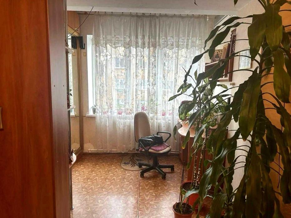 Продам 2-к квартиру 69 кв.м, 3/9 эт, ул Парковая (3-230-586 ОФ)