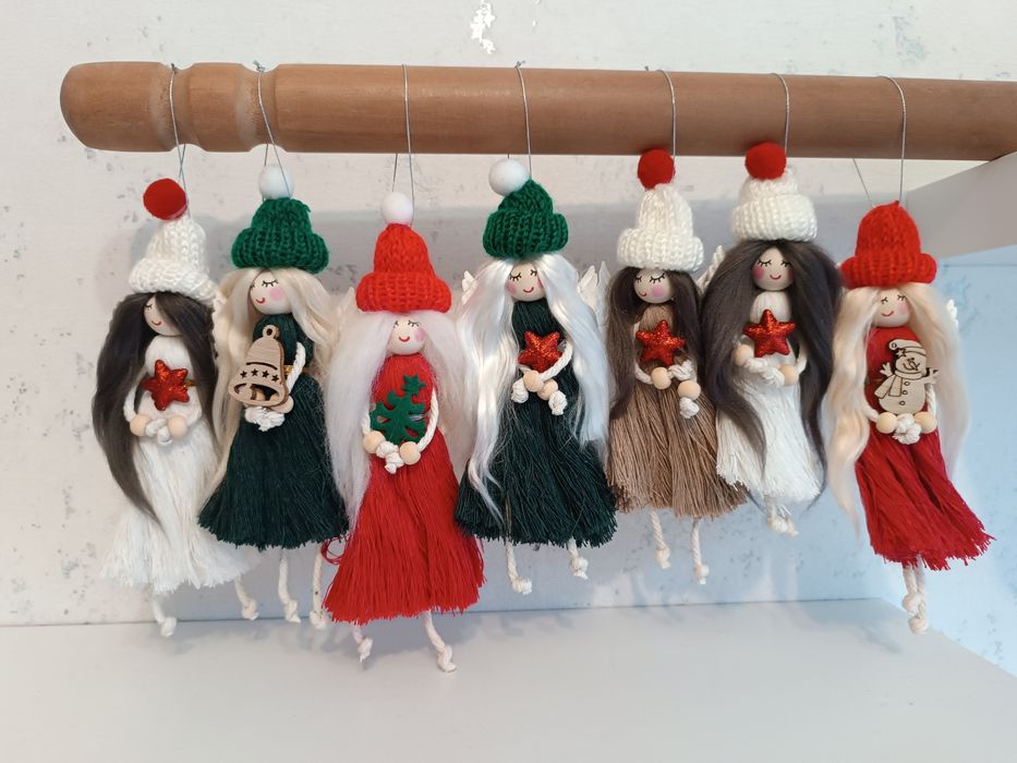 Aniołek z makramy świąteczny