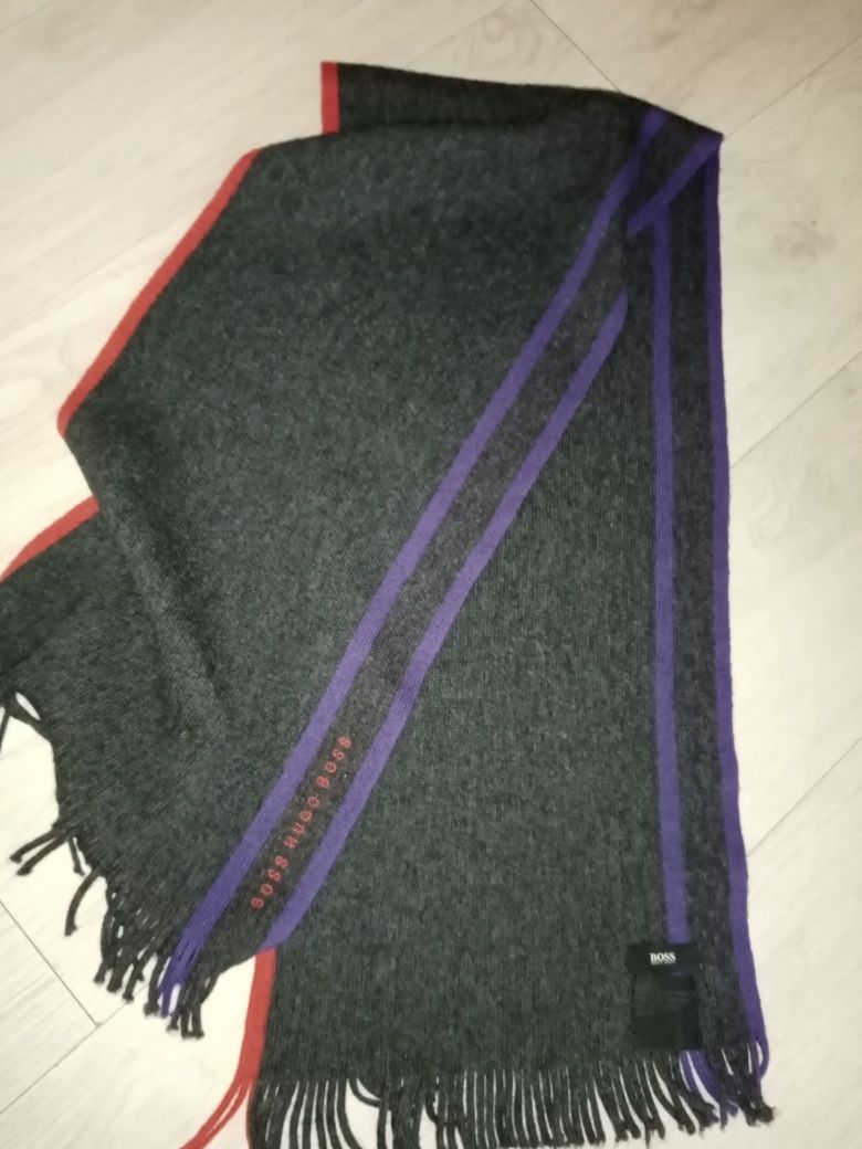 Szalik Hugo Boss 100% wełna dziewicza