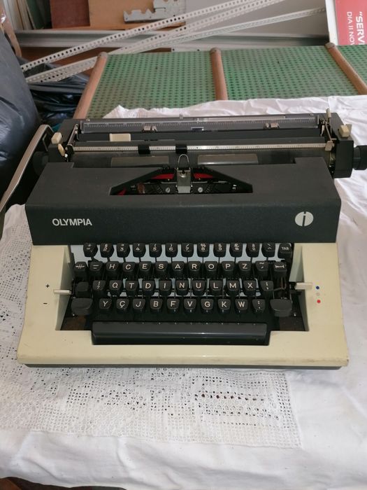 Máquina de escrever
