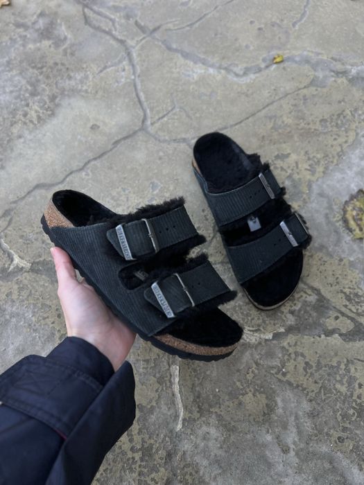 Шльопанці Birkenstock з хутром всередині