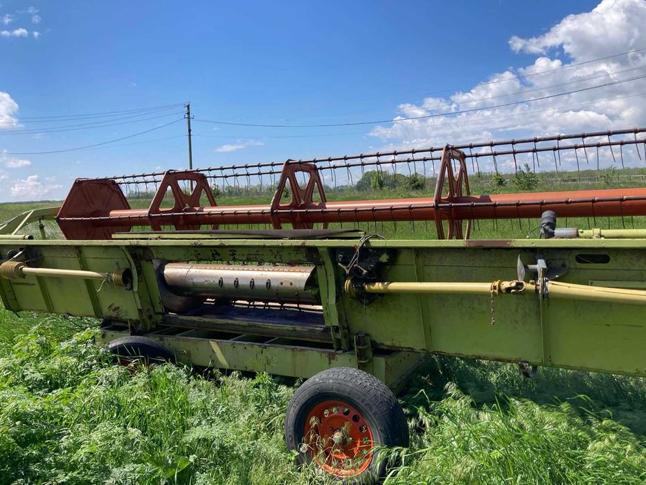 Комбайн зернозбиральний  CLAAS DOMINATOR 118SL. З документами.