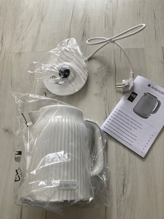 Czajnik elektryczny Ambition retro