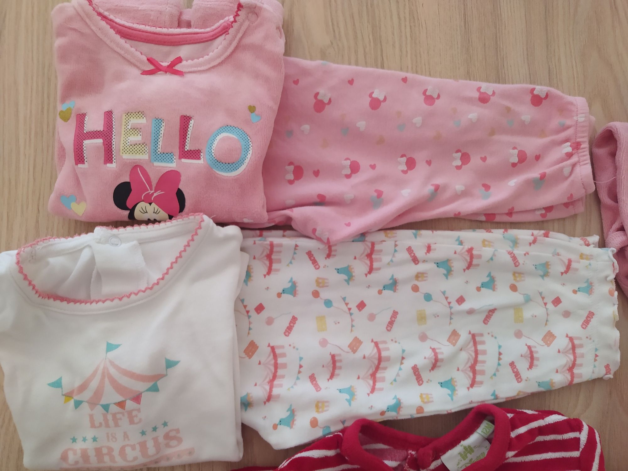 Lote pijamas bebé menina 18/24