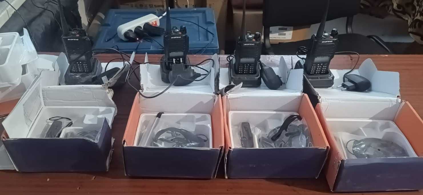 Радіостанції Baofeng UV-82 UP 8W та Радіостанції Baofeng UV-9r (plus)