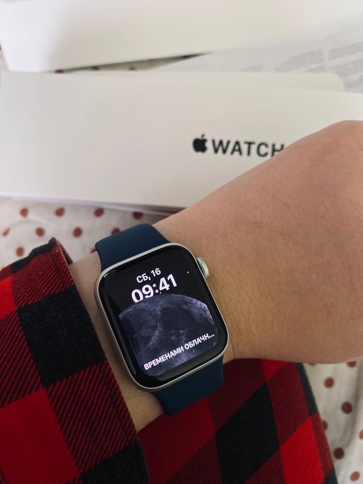 Смарт-годинник Apple Watch SE GPS 40mm Silver Aluminium