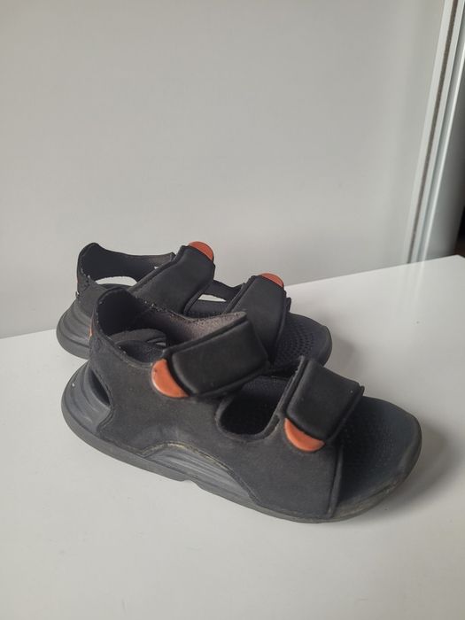 Klapki Adidas sandały r. 21 /22
