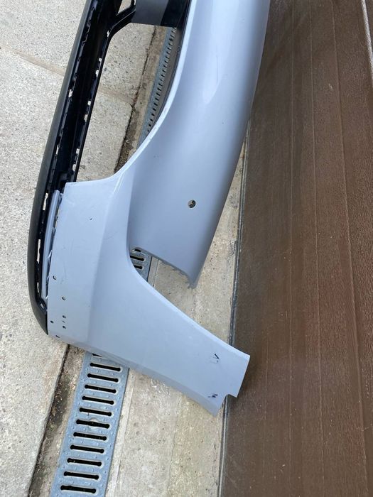 Porsche taycan 9j1 turbo бампер передній