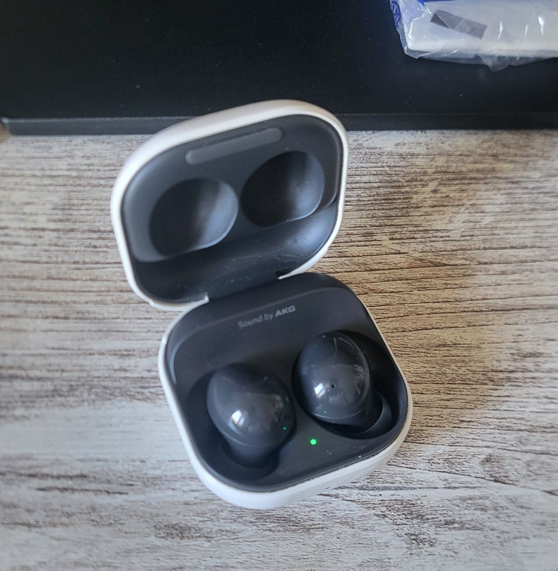 Phones Samsung Buds2