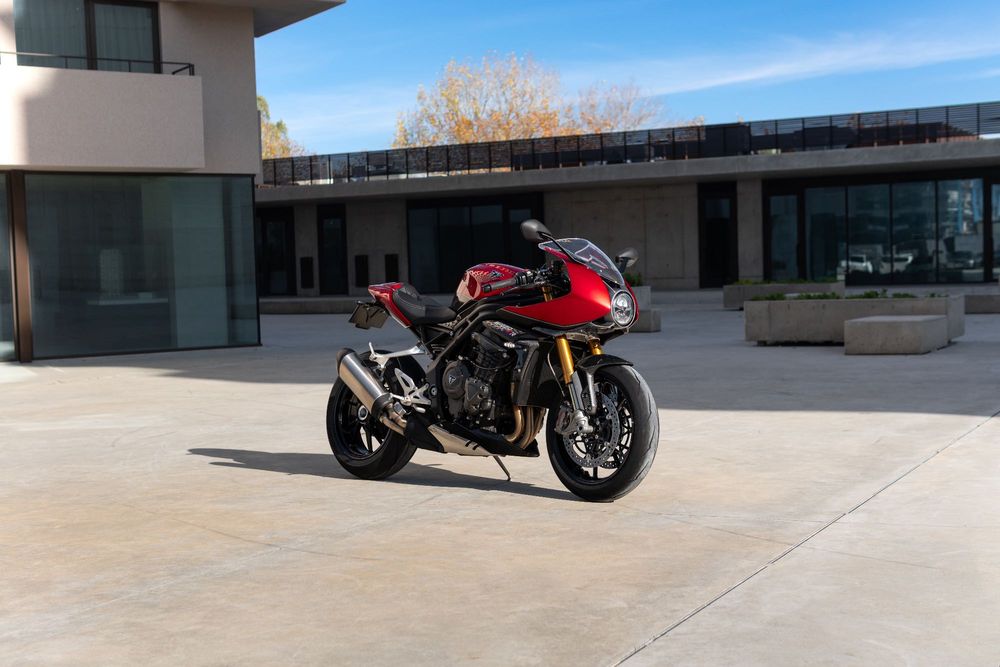 Triumph Speed Triple 1200 RR 2022