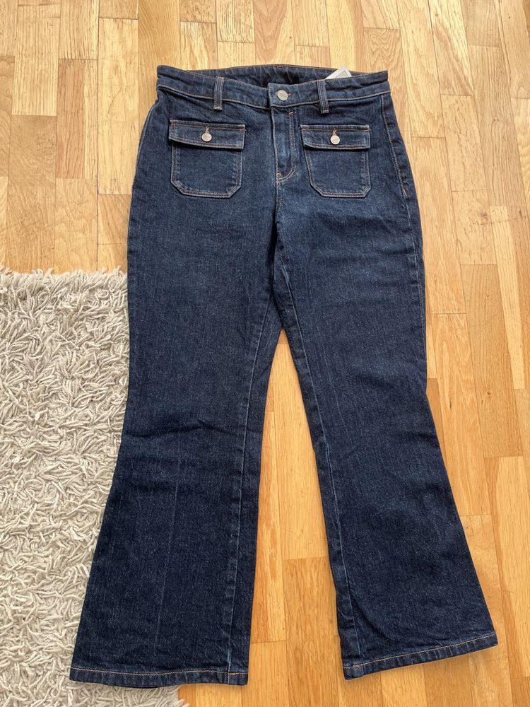Granatowe jeansy dzowny ozdobne kieszenie Massimo Dutti M