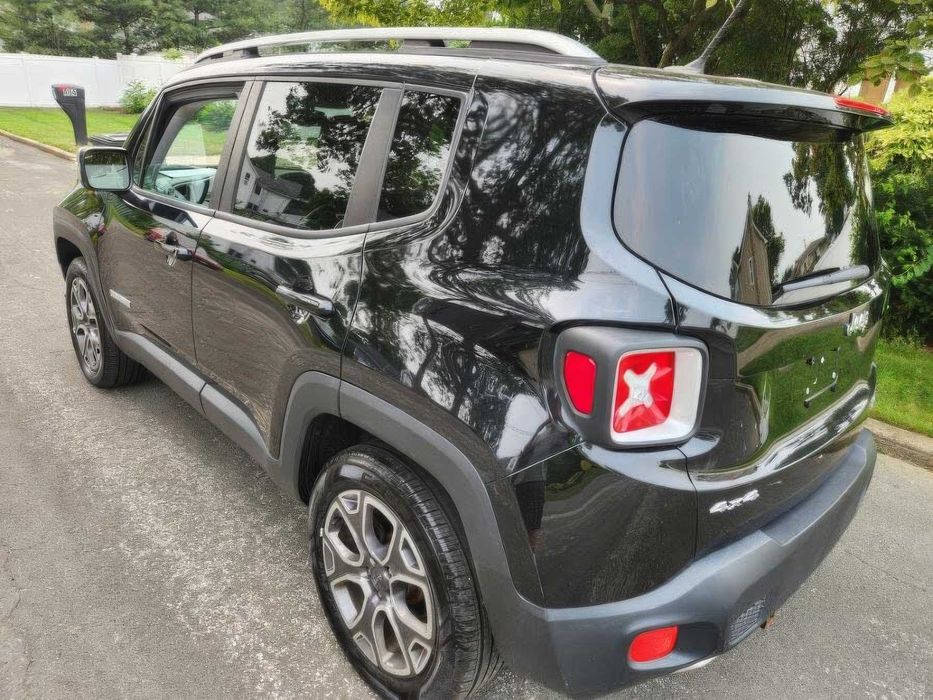 Jeep Renegade Limited      2016