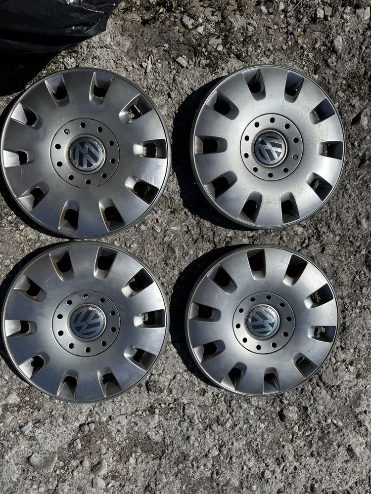 Оригінальні ковпаки Volkswagen R16, R15