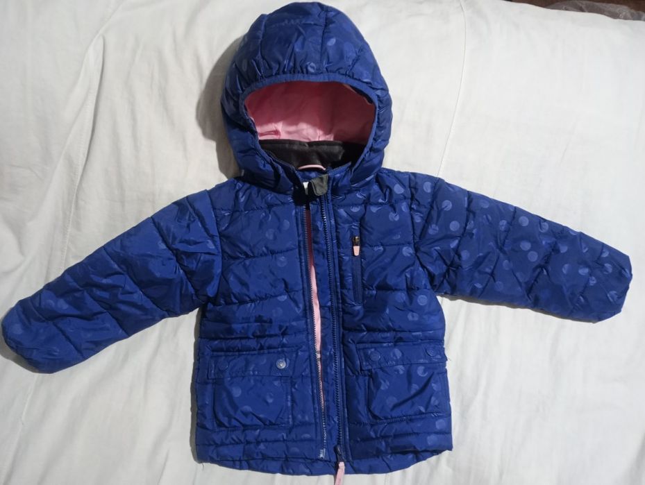 Куртка на дівчинку 3-4 роки.