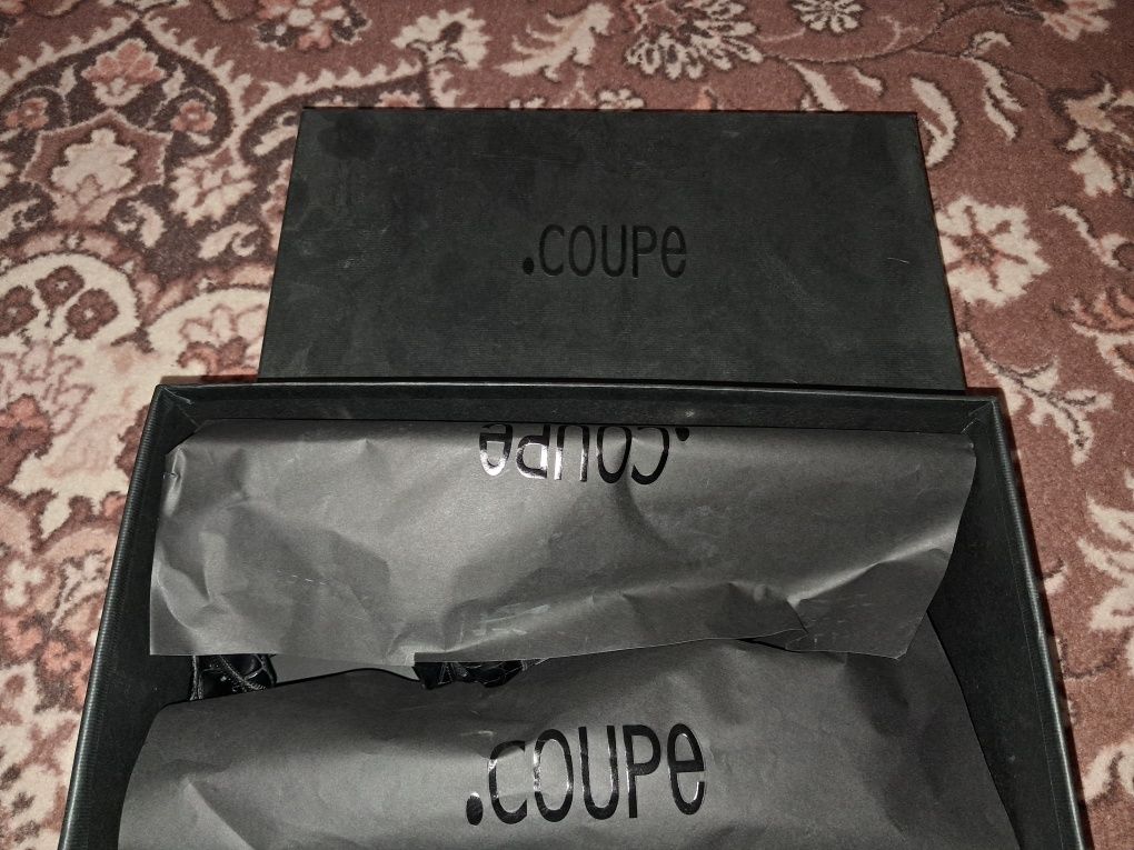 Продам чоловічи туфлі(мокасіни) італійської фірми .COUPE