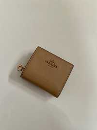 Бежевий маленький гаманець Snap Wallet Beige Coach