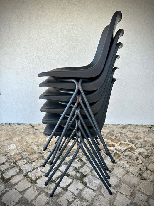 6 cadeiras Handy Robin Day Vintage