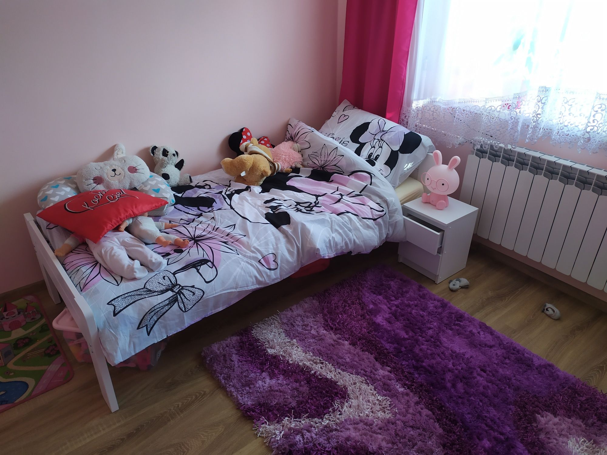 Łóżko 90x200 białe z materacem