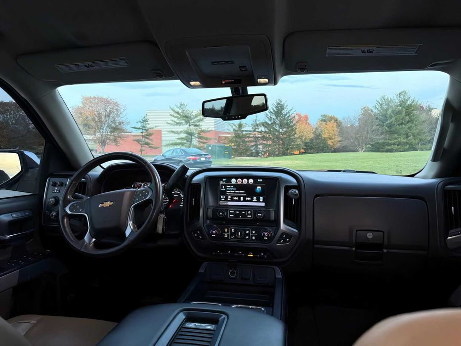 Chevrolet Silverado      2017