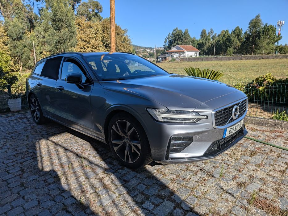 Volvo V60 D4 R-Design 2.0