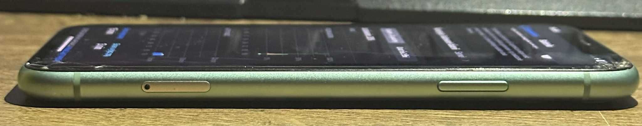 iPhone 11 Pudełko wszystko sprawne brak jakichkolwiek blokad