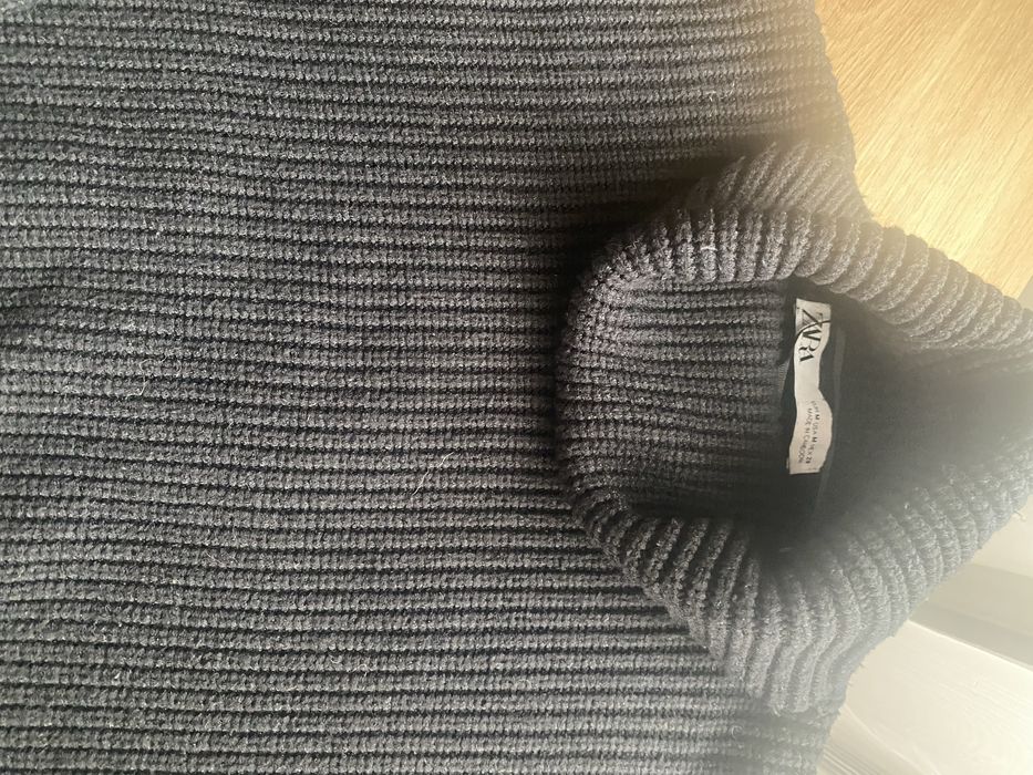 Питдам светер зара розмір м чорного кольору