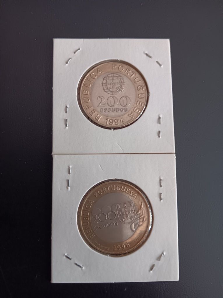 Moedas de 200 escudos Bi-Metálica