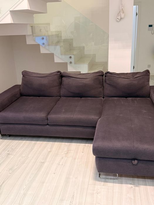 Sofa com chaise longue