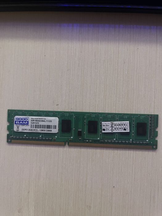 Оперативна память Goodram ddr3 2 gb
