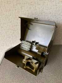Коробка от прибора химической разведки ВПХР 1974г СССР Аптечка