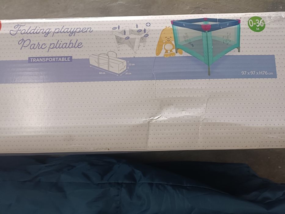 Parque para crianças de viagem