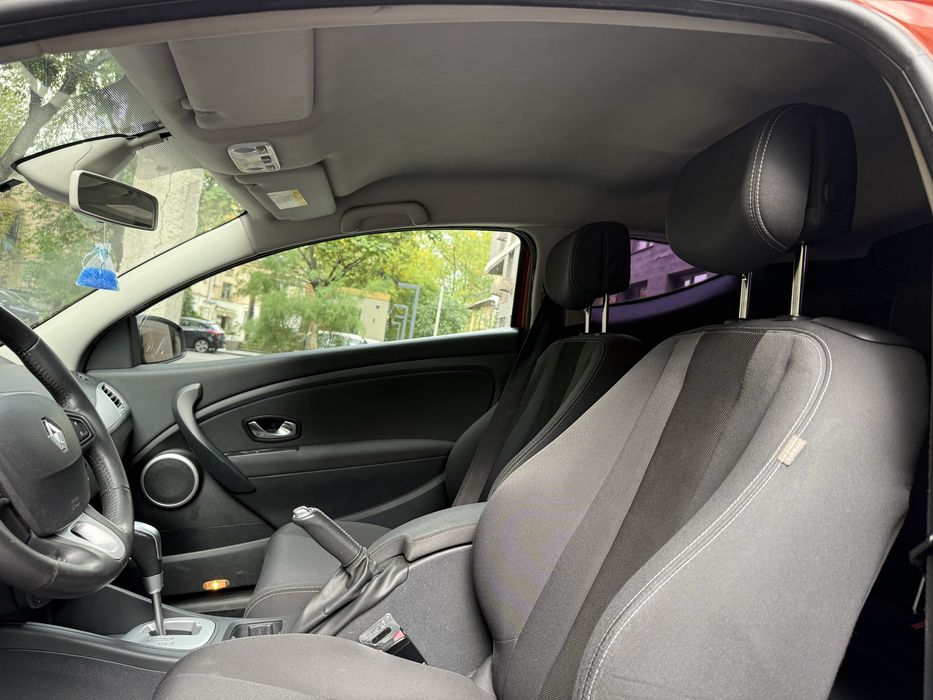 Renault Megane 2.0 бензин Автомат